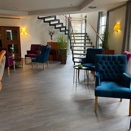 호텔 Weinhotel Roemerbad