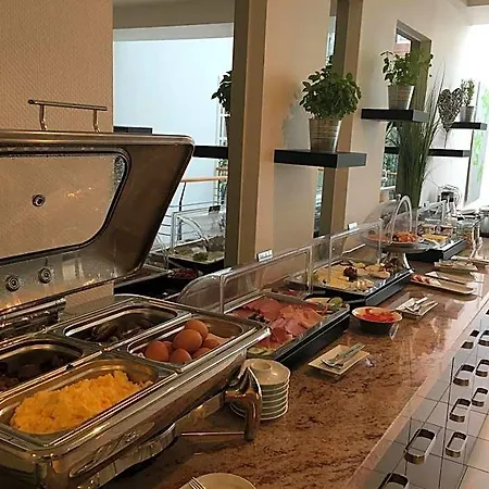 Weinhotel Roemerbad 3* Bad Salzuflen