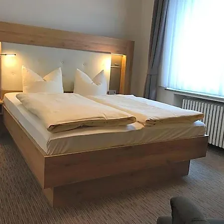 Weinhotel Roemerbad 3* Bad Salzuflen
