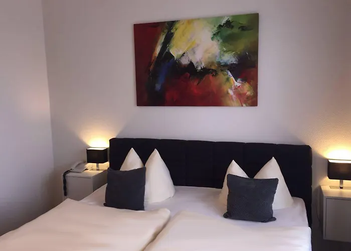 Weinhotel Roemerbad فندق 3*