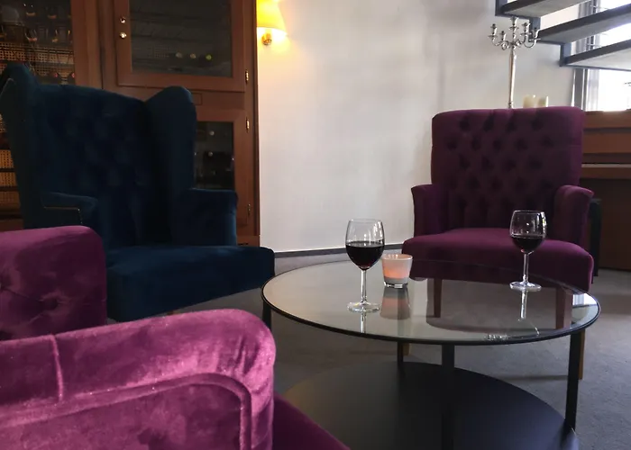 فندق Weinhotel Roemerbad 3*